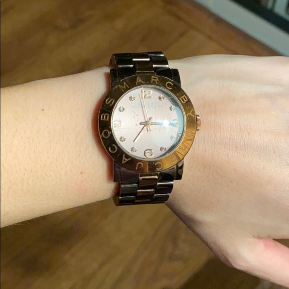 Marc by Marc Jacobs two tone women’s watch - Picture 2 of 2